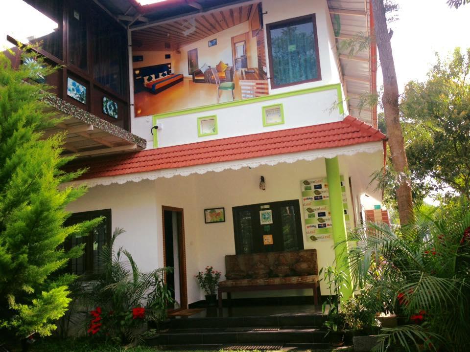 Green Leaf Home Stay Теккаді Екстер'єр фото