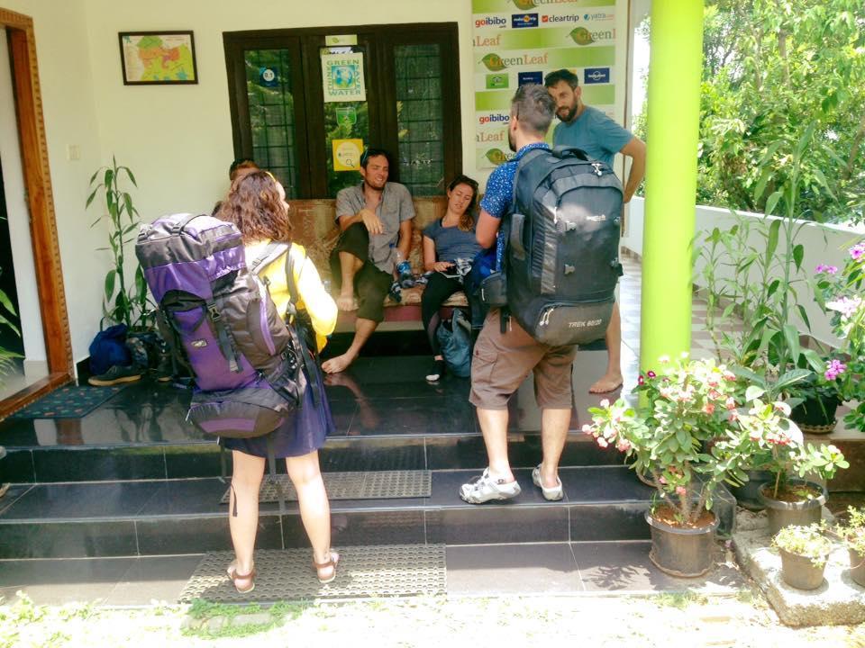 Green Leaf Home Stay Теккаді Екстер'єр фото